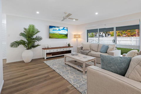 Walk To Hastings Street Noosa Sound - Accommodation in Surfers Paradise 2