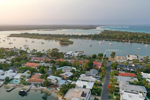 Walk To Hastings Street Noosa Sound - Accommodation in Surfers Paradise 3