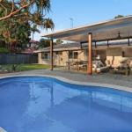 Walk To Hastings Street Noosa Sound - Accommodation in Surfers Paradise 0
