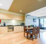UrbanMinder at Istana - Accommodation in Surfers Paradise