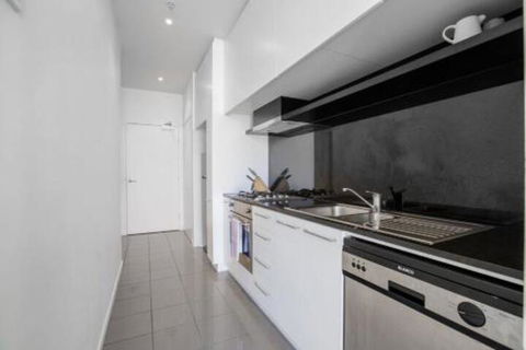 62Green WoodLv21at1bd1bthClose To Mel CBD - Accommodation in Surfers Paradise 0