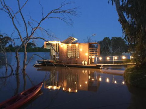 Bills Boathouse - Accommodation in Surfers Paradise 7