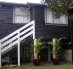 The Tree House 6 Gowing Street - Accommodation in Surfers Paradise