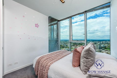 WOW Apartment On Swanston - Accommodation in Surfers Paradise 2