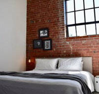 Stylish Warehouse Conversion in Heart of Fitzroy - Accommodation in Surfers Paradise