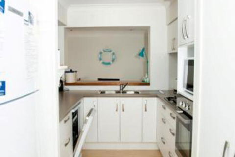 Families Escape To The Coast - Accommodation in Surfers Paradise 3