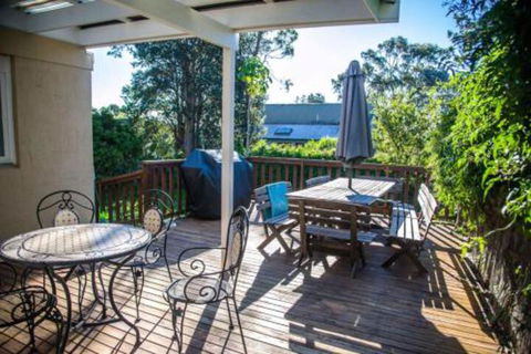 Families Escape To The Coast - Accommodation in Surfers Paradise 0