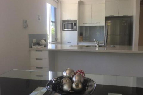 Bunya Vista Accommodation - Accommodation in Surfers Paradise 1