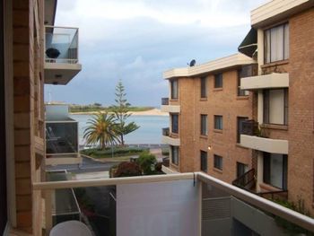 Pacific Court 8 - Accommodation in Surfers Paradise 0