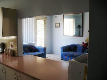 Pacific Court 8 - Accommodation in Surfers Paradise 3