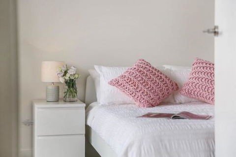 Cosy 3BR Penthouse Close To Westfield Hornsby & Train Station - Accommodation in Surfers Paradise 4