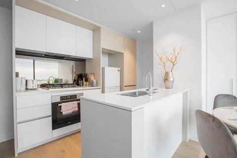 Delightful 2BR Riverview@docklands - Accommodation in Surfers Paradise 2
