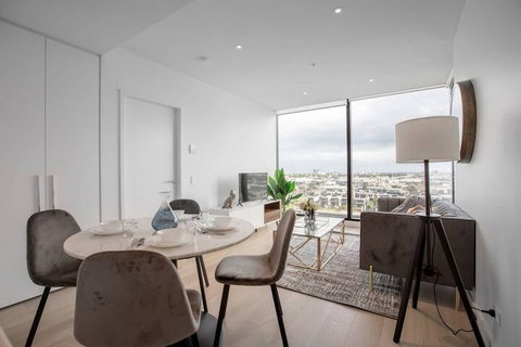 Delightful 2BR Riverview@docklands - Accommodation in Surfers Paradise 6