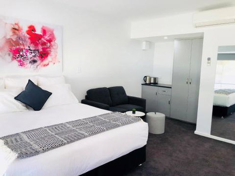 The Avenue Inn - Accommodation in Surfers Paradise 6