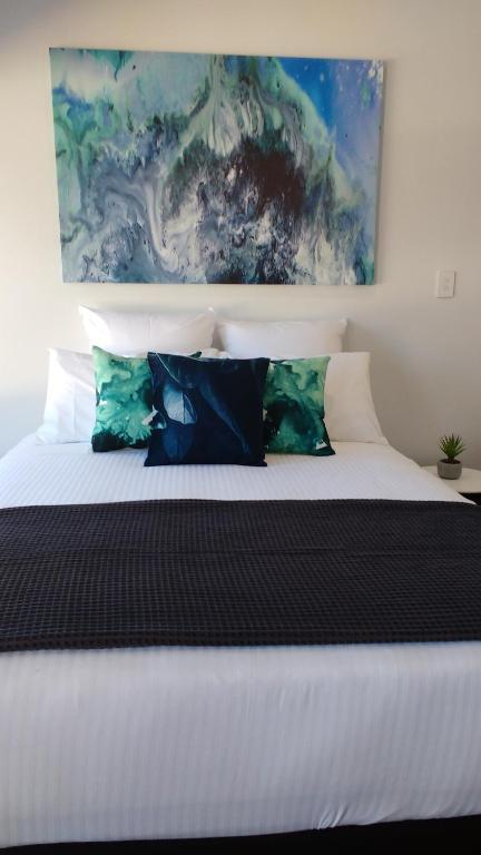 The Avenue Inn - Accommodation in Surfers Paradise 3