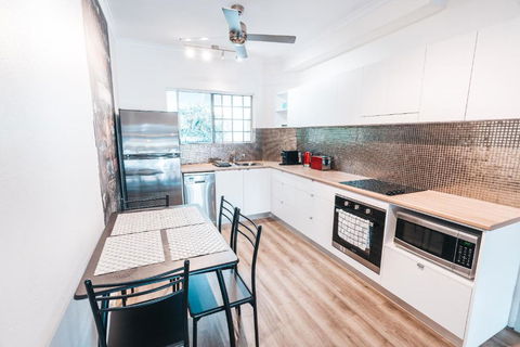 Inner City Oasis - Accommodation in Surfers Paradise 3