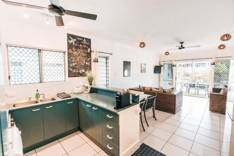 Inner City Value - Accommodation in Surfers Paradise 5