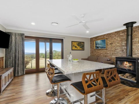 WINDARRI - Accommodation in Surfers Paradise 1
