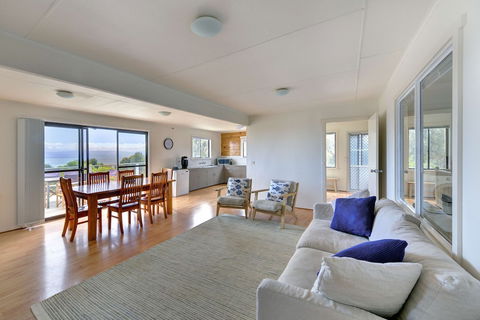 Waders - Accommodation in Surfers Paradise 5