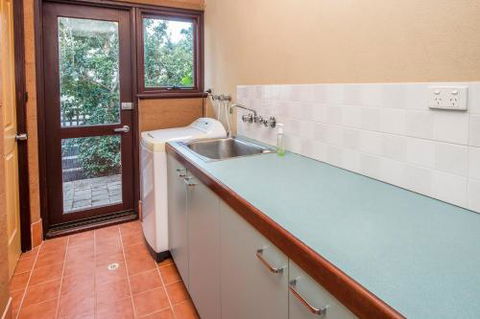 Ultramarine - Accommodation in Surfers Paradise 4