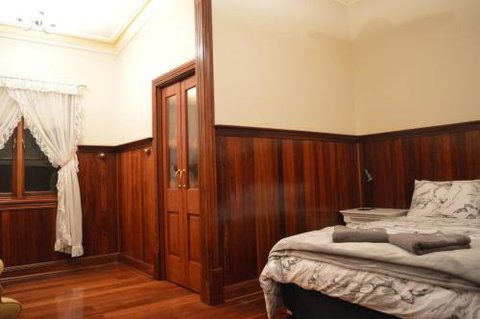 Gargoyle Lodge - Accommodation in Surfers Paradise 0