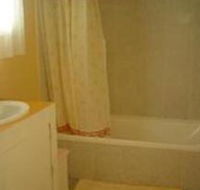 Coras Gypsum Cottage - Accommodation in Surfers Paradise