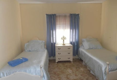 Lilly May Cottage - Accommodation in Surfers Paradise 4