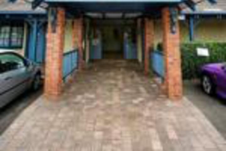 Frenchs Forest NSW Accommodation in Surfers Paradise
