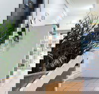 Federal Hotel - Accommodation in Surfers Paradise