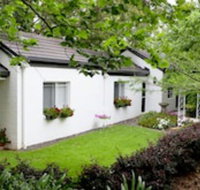 Homewood Cottages - Accommodation in Surfers Paradise