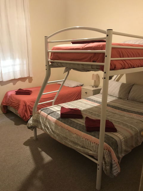 Travelway Motel - Accommodation in Surfers Paradise 4
