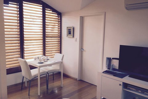 Fremantle Beach Studio - Accommodation in Surfers Paradise 6