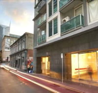 Ozstays Katz Apartments - Accommodation in Surfers Paradise