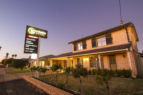 Green Gables Motel - Accommodation in Surfers Paradise 1