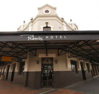 Peden's Hotel - Accommodation in Surfers Paradise
