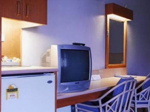 Down Town Hotel Cairns -The Great Northern - Accommodation in Surfers Paradise 1