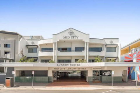 Mid City Luxury Suites - Accommodation in Surfers Paradise 0