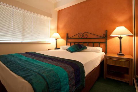 Mid City Luxury Suites - Accommodation in Surfers Paradise 5