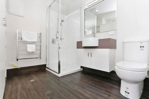 Port Central No 2 - Accommodation in Surfers Paradise 2