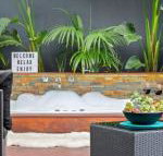 AMORE a Tranquil Retreat with Couples Spa - Accommodation in Surfers Paradise