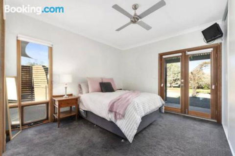 Mosss Place - Accommodation in Surfers Paradise 4