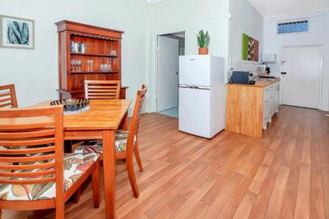 Easy Going Holiday Unit On McKenzie MK5 - Accommodation in Surfers Paradise 6