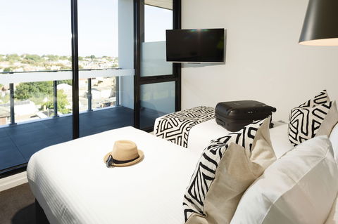 R Hotel Geelong - Accommodation in Surfers Paradise 2