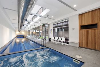 V Apartment - Accommodation in Surfers Paradise 0