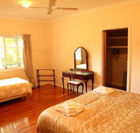 Bridgeman Downs B  B - Accommodation in Surfers Paradise