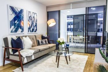 Vibrant City Pad - Accommodation in Surfers Paradise 0