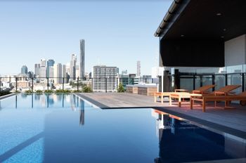 LaVida Apartments 2 Bedroom 2 Bathroom - Accommodation in Surfers Paradise 2