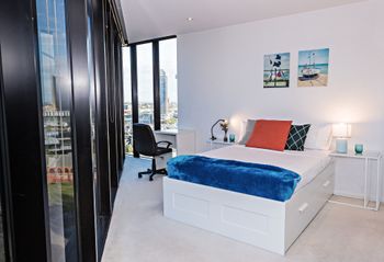 Watergate - Accommodation in Surfers Paradise 1