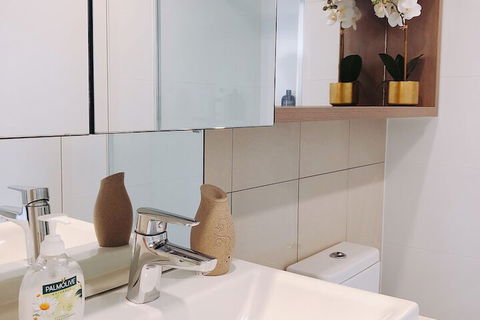 St.Tropez Apartment - Accommodation in Surfers Paradise 6