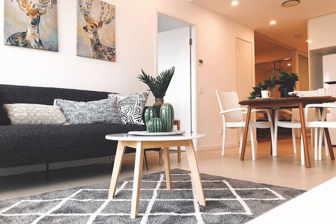 St.Tropez Apartment - Accommodation in Surfers Paradise 5